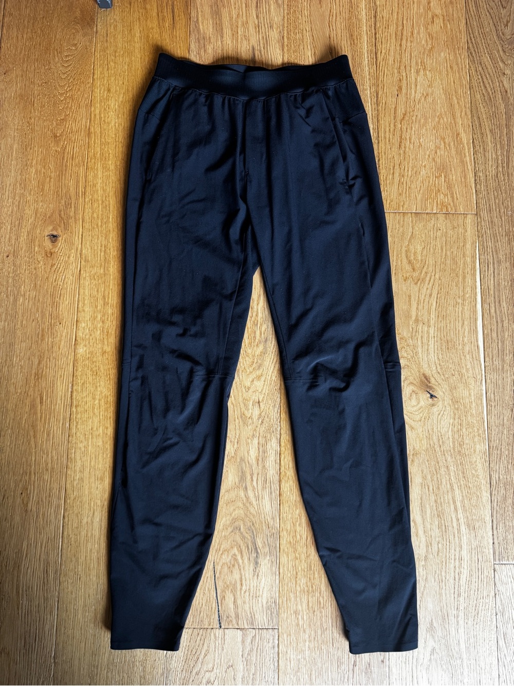 Lululemon Black Men's Jogger Pants
